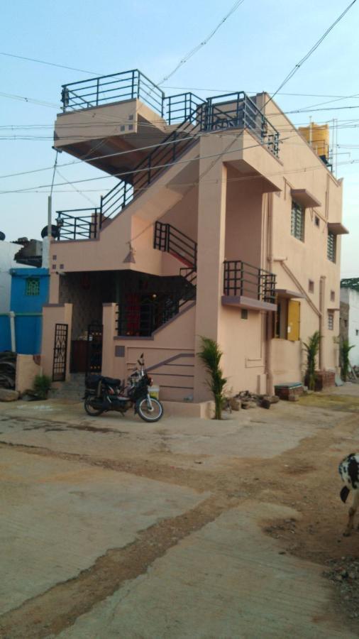 Druva Homestay Хампи Екстериор снимка
